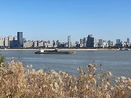 Holiday Inn Riverside Wuhan by IHG