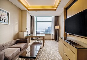Holiday Inn Riverside Wuhan by IHG