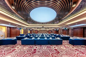 Holiday Inn Riverside Wuhan by IHG