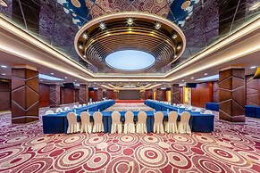 Holiday Inn Riverside Wuhan by IHG