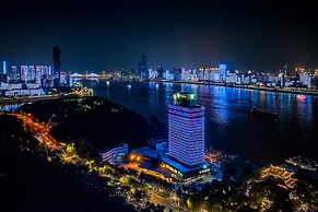 Holiday Inn Riverside Wuhan by IHG