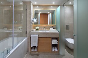 Royal Apollonia by Louis Hotels