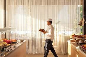 Royal Apollonia by Louis Hotels