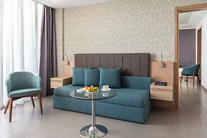 Royal Apollonia by Louis Hotels