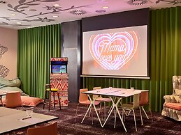 Mama Shelter Prague