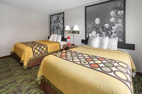 Super 8 by Wyndham New Stanton