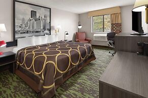 Super 8 by Wyndham New Stanton