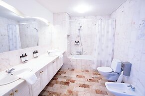 Hotel Kryb I Ly Kro