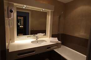 The Originals Boutique, Hôtel Les Trois Roses, Grenoble Meyla