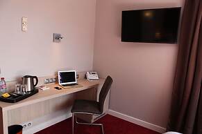 The Originals Boutique, Hôtel Les Trois Roses, Grenoble Meyla