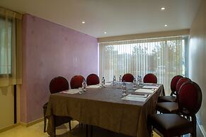 The Originals Boutique, Hôtel Les Trois Roses, Grenoble Meyla