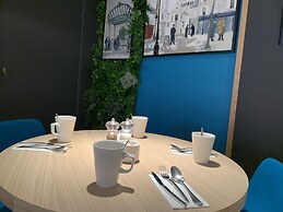 Holiday Inn Paris - Montmartre by IHG