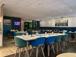 Holiday Inn Paris - Montmartre by IHG