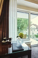 Bernstein Villa Kastania