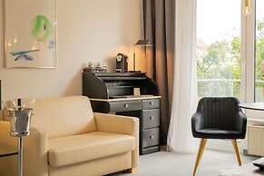 Bernstein Villa Kastania