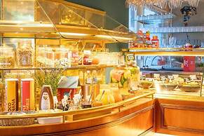 Bernstein Villa Kastania