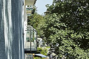 Bernstein Villa Kastania