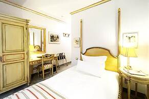 Bernstein Villa Kastania