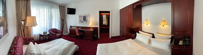 Bernstein Villa Kastania