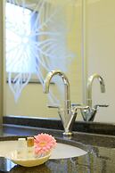 Bernstein Villa Kastania