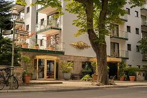 Bernstein Villa Kastania