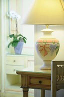 Bernstein Villa Kastania