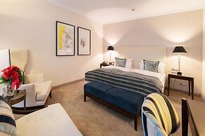 Bernstein Villa Kastania