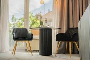 Bernstein Villa Kastania