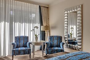 Bernstein Villa Kastania