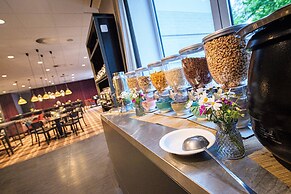 Holiday Inn Luebeck by IHG