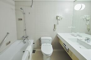 Hoshino Resorts RISONARE Guam