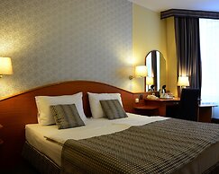 Hotel Orion Várkert