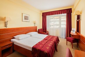 Hotel Benczur