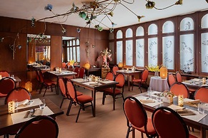 Hotel Benczur