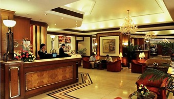 Fariyas Hotel