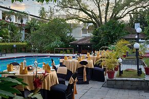 Casino Hotel - Cgh Earth, Cochin