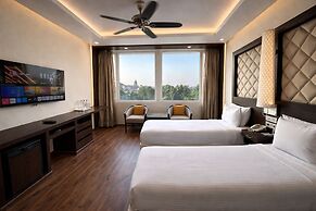 Clarks Avadh, Lucknow