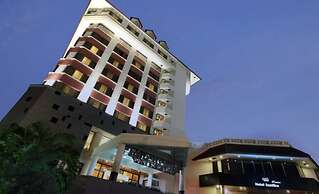 Hotel Santika Premiere Semarang