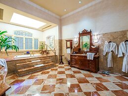 Hotel Majapahit Surabaya - MGallery