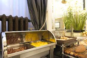 De La Pace, Sure Hotel Collection by Best Western