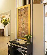 De La Pace, Sure Hotel Collection by Best Western