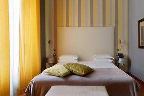 De La Pace, Sure Hotel Collection by Best Western