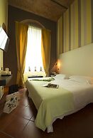 De La Pace, Sure Hotel Collection by Best Western