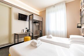Jet Hotel, Sure Hotel Collection by Best Western