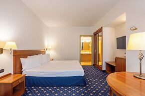 Hotel Ovest