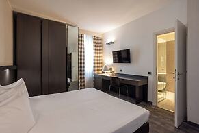 Hotel Ovest