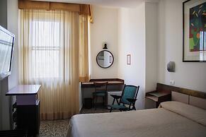 Hotel Napoleon Rimini – City & Station