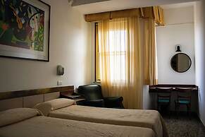 Hotel Napoleon Rimini – City & Station