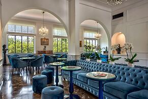 Majestic Palace Hotel