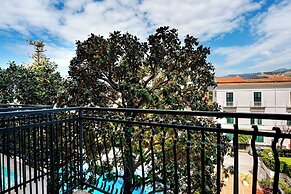 Majestic Palace Hotel